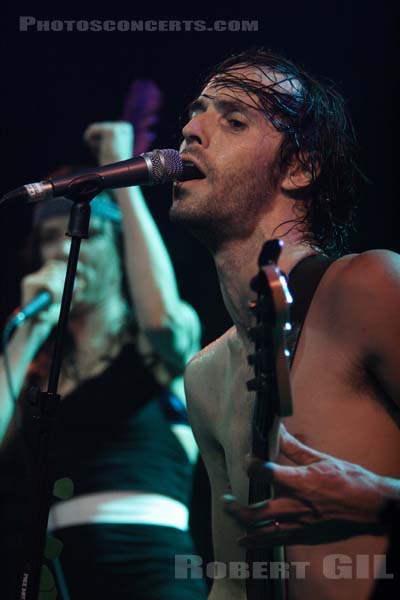 JULIETTE AND THE LICKS - 2006-10-20 - PARIS - Trabendo - 